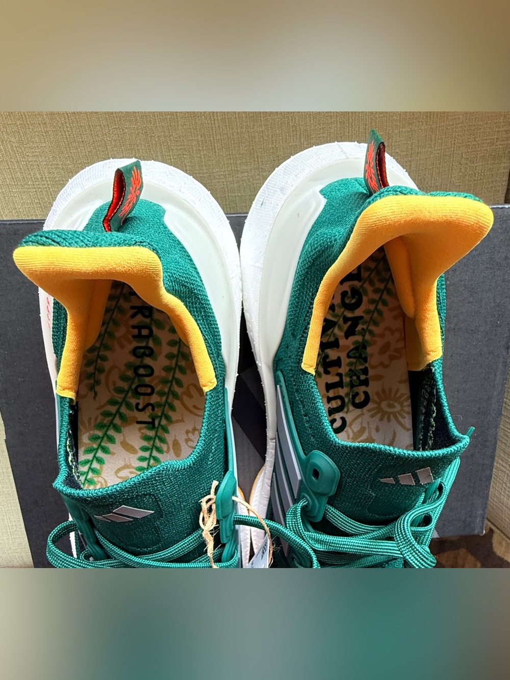 ADIDAS Ultraboost Light 'Earth Day' Running Shoes NWT - Picture 6 of 10